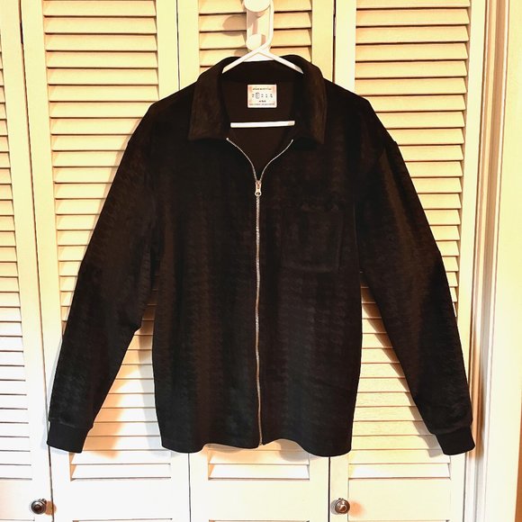 Urban Outfitters Jackets & Blazers - Black Houndstooth Velour Shirt Jacket * Urban Outfitters * Small * Excel. Cond.